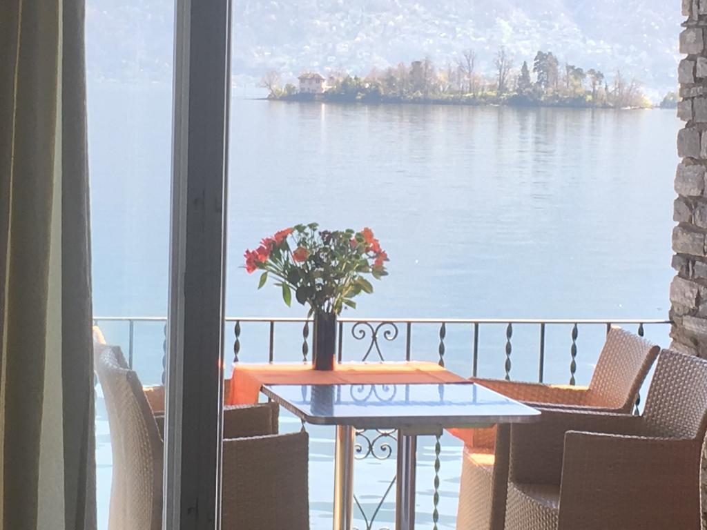 Apartments Posta Al Lago Ronco sopra Ascona Luaran gambar